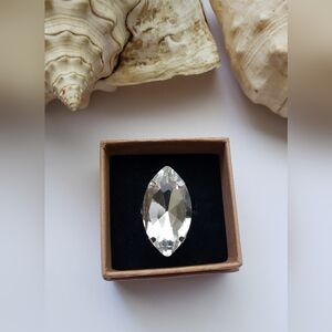 💥4/$10  Elegant Silver Crystal Jewelry Piece Ring